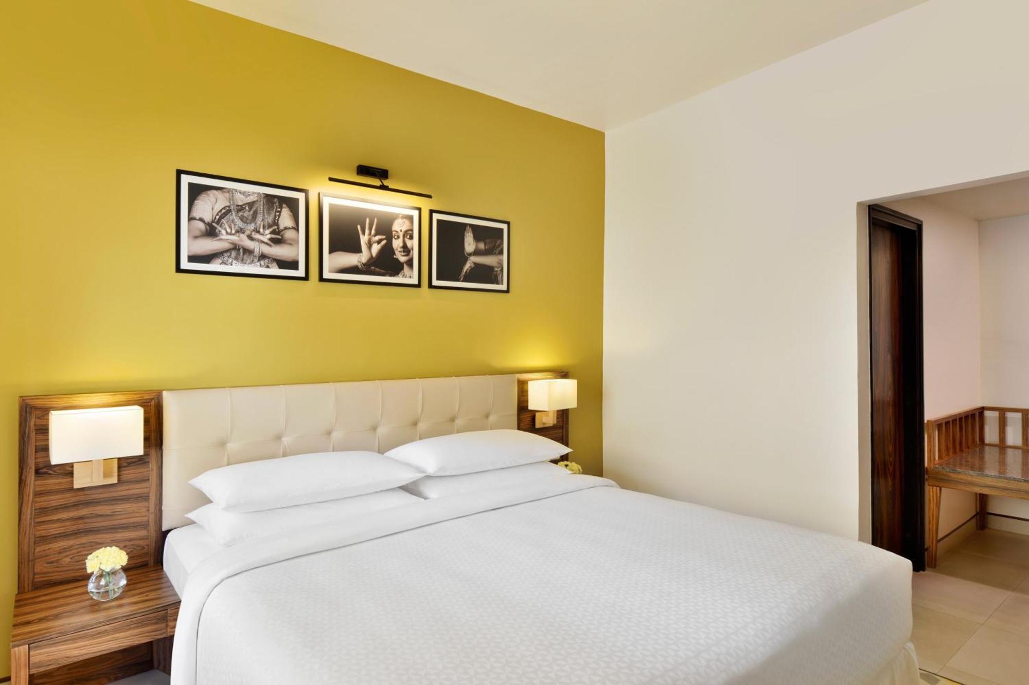 1 Bedroom Suite 1King Bathrooms2 Balcony Pool View Plunge Pool,1530103045:JPEG